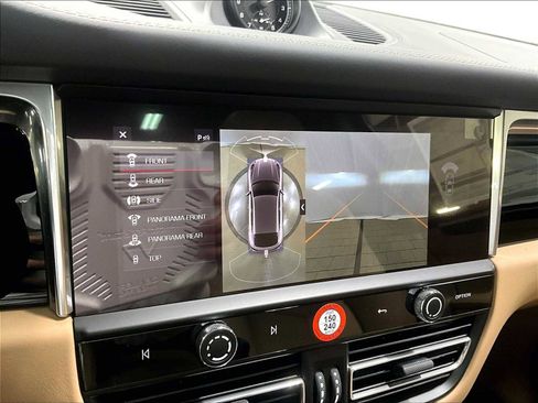 New 2026 Porsche Macan image 37