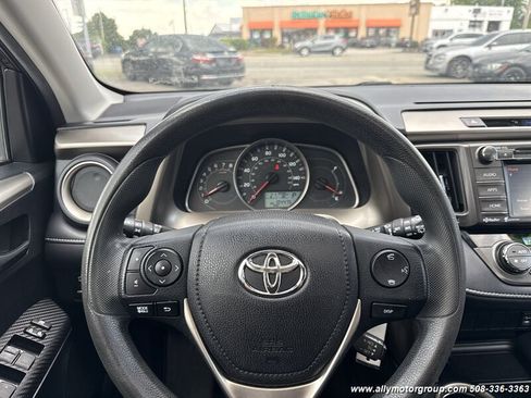 Used 2015 Toyota RAV4 XLE AWD/4WD image 19