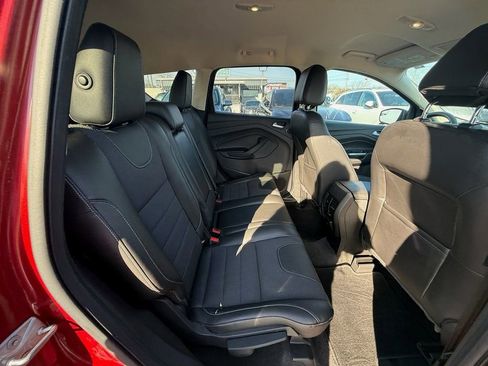 Used 2014 Ford Escape SE w/ SE Chrome Package image 21