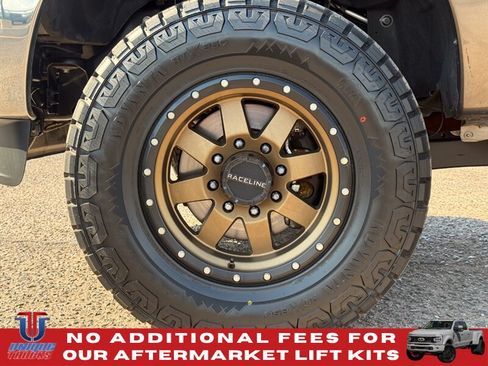 Used 2016 Ford F250 XLT w/ XLT Value Package AWD/4WD image 11
