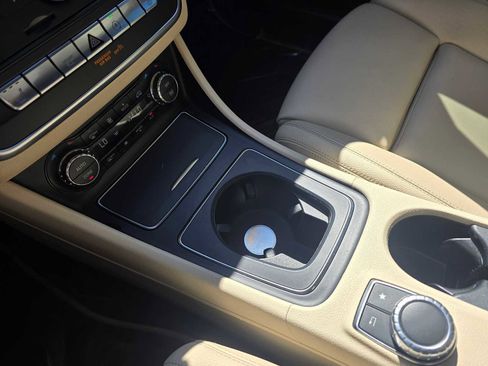 Certified 2018 Mercedes-Benz CLA 250 image 29