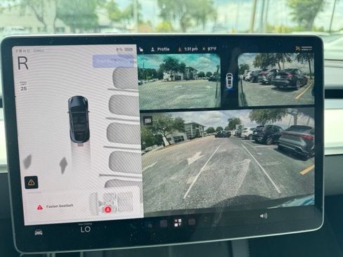 Used 2024 Tesla Model Y Performance AWD/4WD image 19