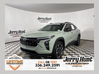 Used 2024 Chevrolet Trax RS FWD video 1