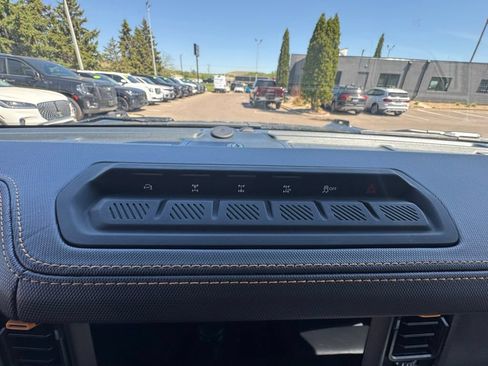 Used 2024 Ford Bronco Badlands AWD/4WD image 26