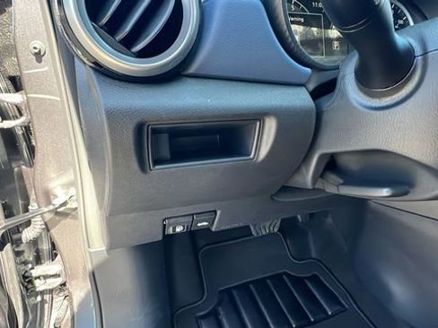 New 2025 Nissan Versa SV w/ Trunk Package image 29