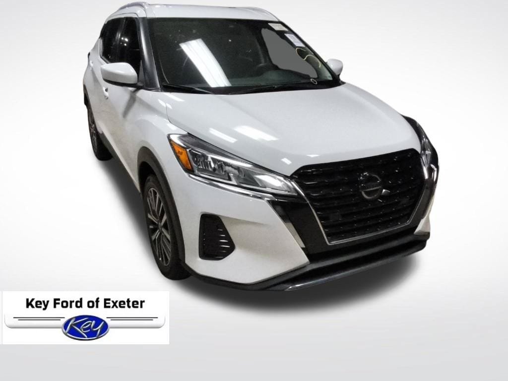 Used 2021 Nissan Kicks SV FWD image 2