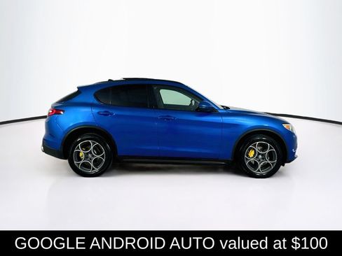 Used 2018 Alfa Romeo Stelvio Sport w/ Quick Order Package 22J Sport AWD/4WD image 9