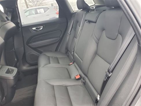 Certified 2025 Volvo XC60 B5 Plus image 34