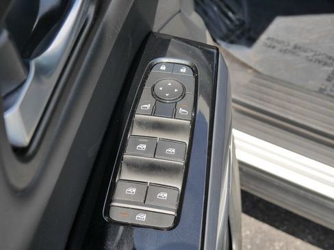 Used 2024 Nissan Pathfinder SL w/ Cargo Package AWD/4WD image 21
