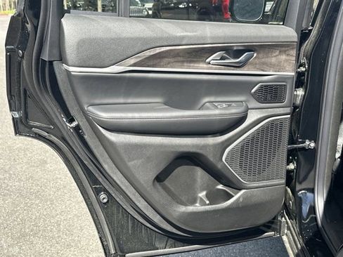 New 2026 Jeep Grand Cherokee Limited image 23