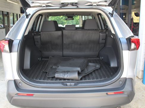 Used 2024 Toyota RAV4 LE FWD image 22