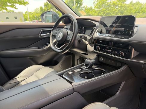 Used 2021 Nissan Rogue SL w/ Premium Package FWD image 32