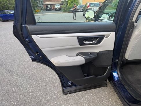 Used 2020 Honda CR-V LX image 22