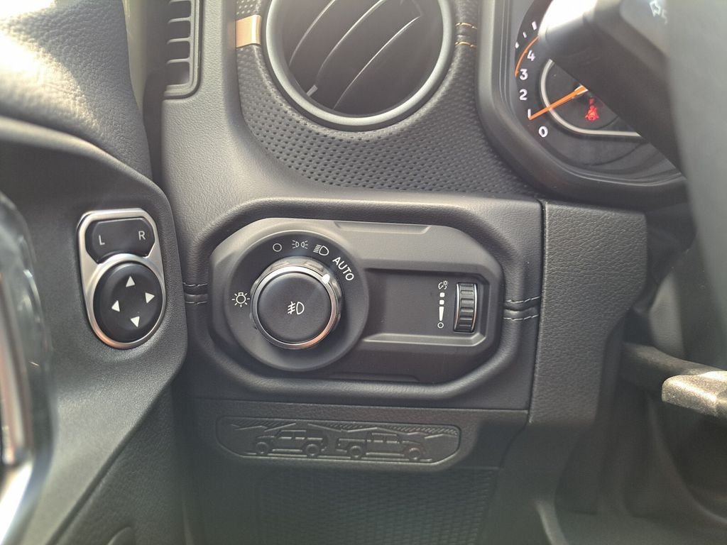 New 2025 Jeep Wrangler Unlimited Rubicon 392 AWD/4WD image 16