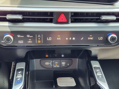 New 2026 Kia Sorento SX Prestige AWD/4WD image 15