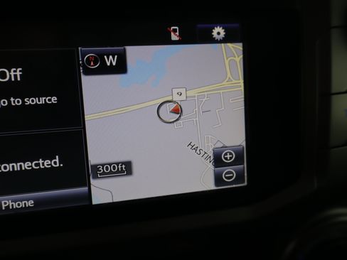 Used 2014 Toyota 4Runner SR5 image 3