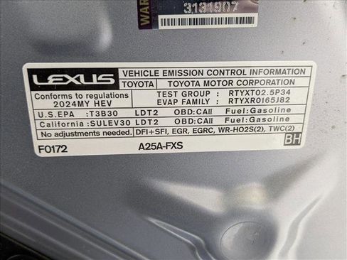 Certified 2024 Lexus RX 350h w/ Convenience Package image 22