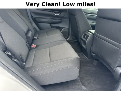 Used 2025 Honda CR-V EX image 17