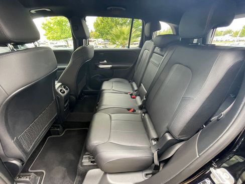 Used 2024 Mercedes-Benz GLB 250 image 29