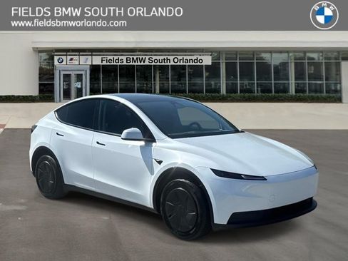 Used 2026 Tesla Model Y 2WD image 1