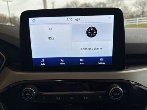 Used 2021 Ford Escape SEL w/ Technology Package image 17