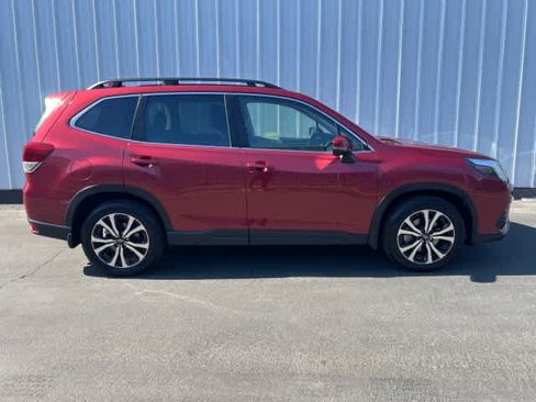 Certified 2023 Subaru Forester Limited AWD/4WD image 7