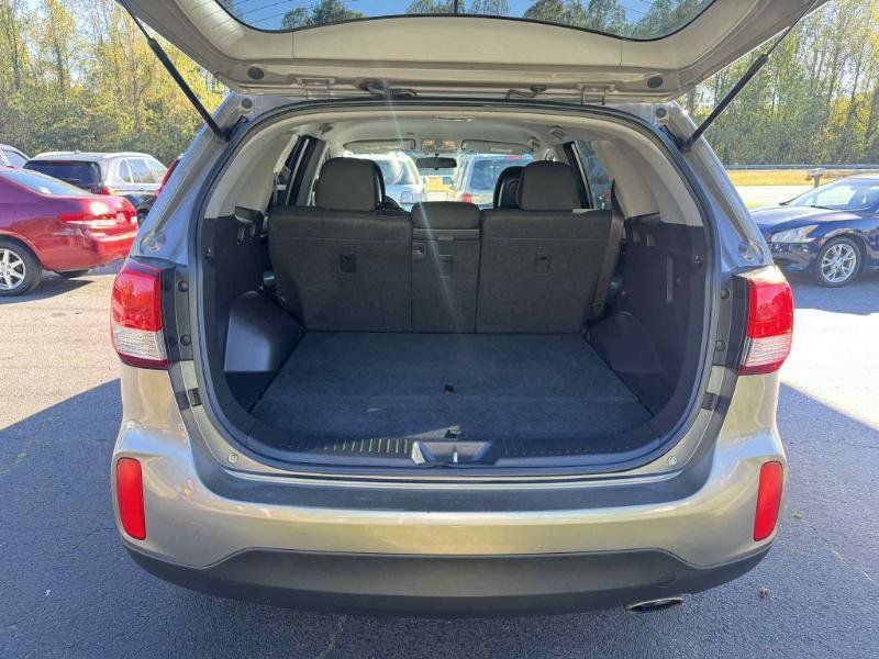 Used 2014 Kia Sorento LX AWD/4WD image 22