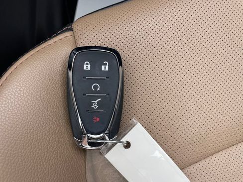 Certified 2022 Chevrolet Equinox Premier AWD/4WD image 24
