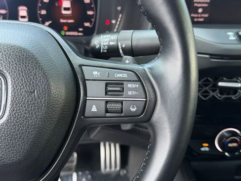 Used 2023 Honda Accord Sport image 21