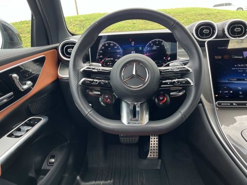 Certified 2025 Mercedes-Benz GLC 43 AMG 4MATIC image 12