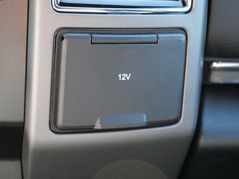 Used 2021 Ford Expedition XLT AWD/4WD image 24
