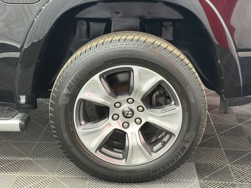 Used 2020 RAM 1500 Laramie AWD/4WD image 32