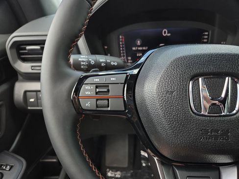 New 2026 Honda Pilot TrailSport image 25