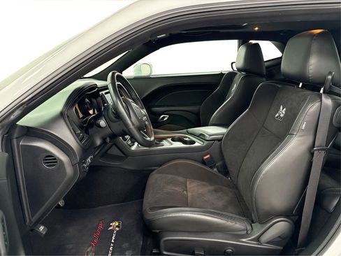 Used 2023 Dodge Challenger R/T Scat Pack w/ Plus Package image 9