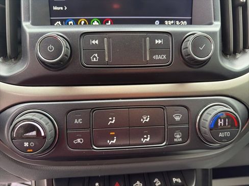 Used 2022 Chevrolet Colorado Z71 image 19