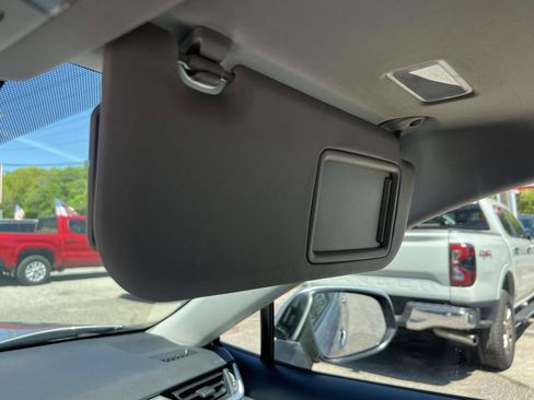Used 2022 Toyota RAV4 XLE w/ Convenience Package AWD/4WD image 34
