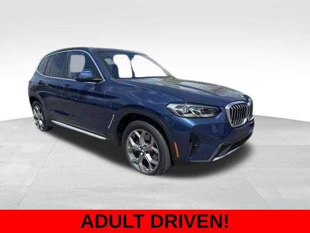 Used 2024 BMW X3 xDrive30i w/ Premium Package AWD/4WD image 2