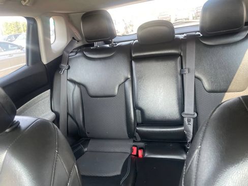 Used 2022 Jeep Compass Latitude w/ Convenience Group AWD/4WD image 26