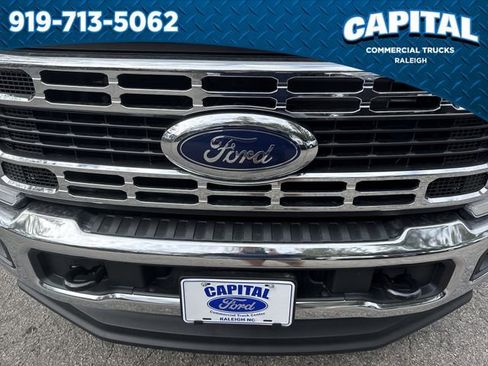New 2026 Ford F350 XL w/ XL Chrome Package image 10