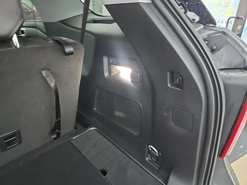 Used 2023 Ford Explorer XLT w/ Equipment Group 202A image 95