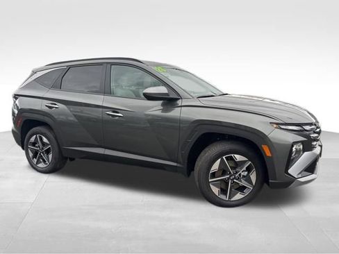 New 2026 Hyundai Tucson SEL image 1