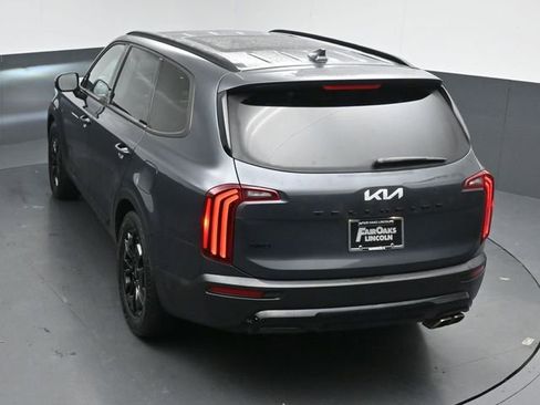 Used 2022 Kia Telluride SX w/ SX Prestige Package image 44