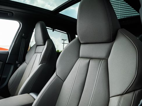 New 2025 Audi Q5 Premium Plus image 10