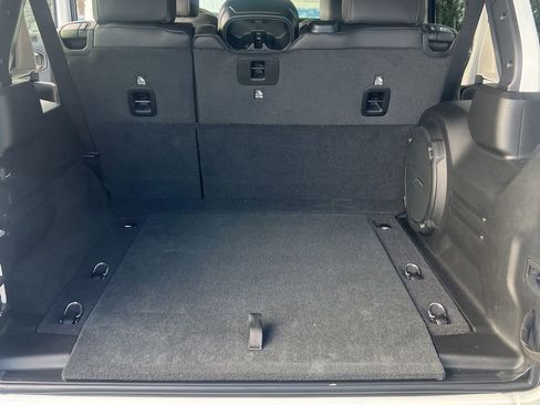 New 2026 Jeep Wrangler Unlimited Rubicon image 3