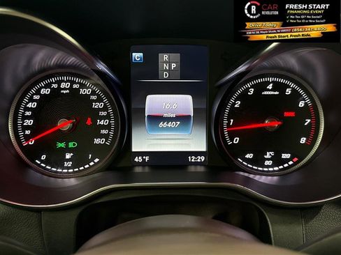 Used 2017 Mercedes-Benz GLC 300 300 4MATIC image 26