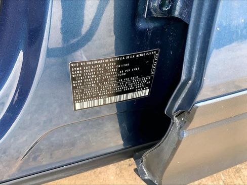 Used 2020 Volkswagen Tiguan S image 32