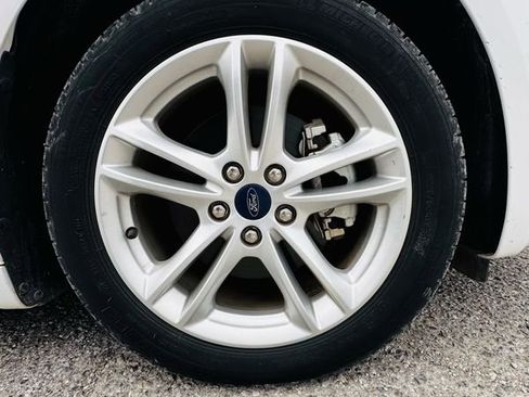 Used 2018 Ford Fusion S image 11