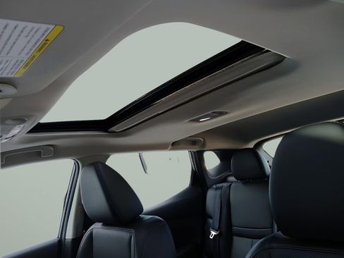 Used 2022 Nissan Rogue Sport SL w/ Premium Package image 15