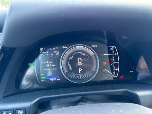Used 2025 Lexus ES 300h Ultra Luxury w/ Accessory Package (Z1) FWD image 11