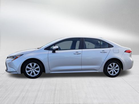 Used 2024 Toyota Corolla LE image 4